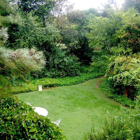 Emerald Guest House Springs 外观 照片