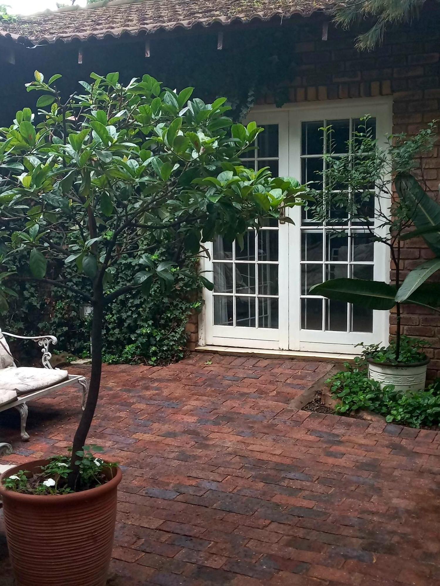 Emerald Guest House Springs 外观 照片